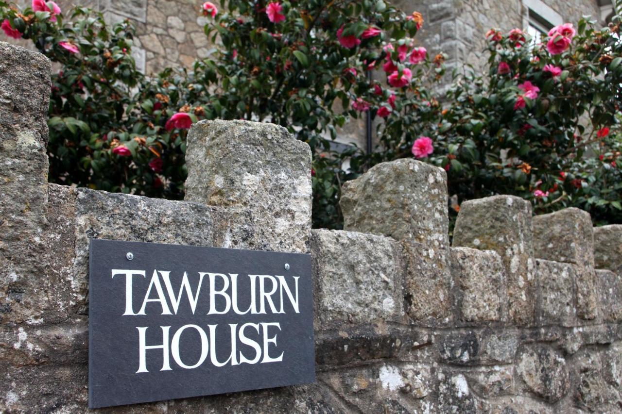 Alojamento de Acomodação e Pequeno-almoço Tawburn House Boutique *